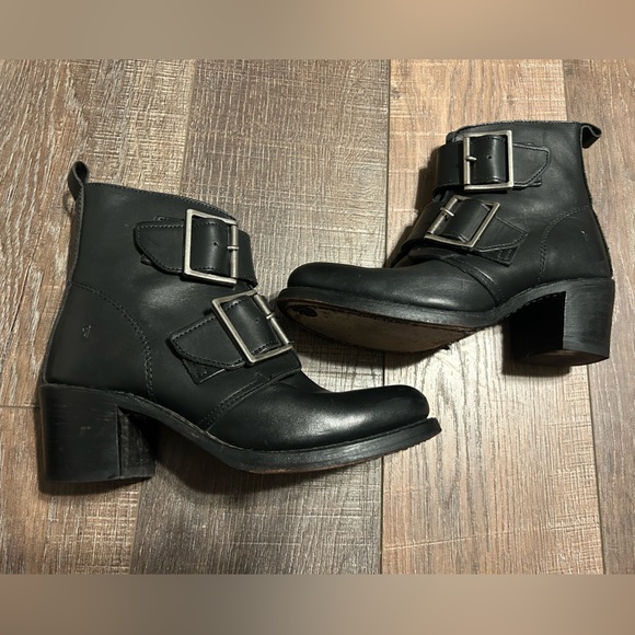 Frye Heeled Boots with Buckle Detail - Picture 6 of 9